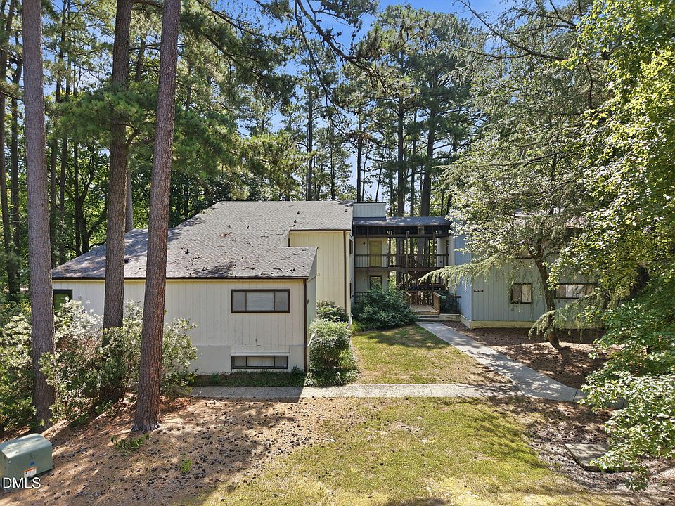 1st image of 642 Pine Ridge Pl