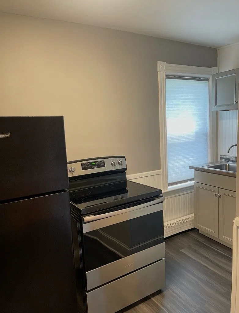 1 bed, 1.0 bath, 710 sqft, $1,695 — Photo 4