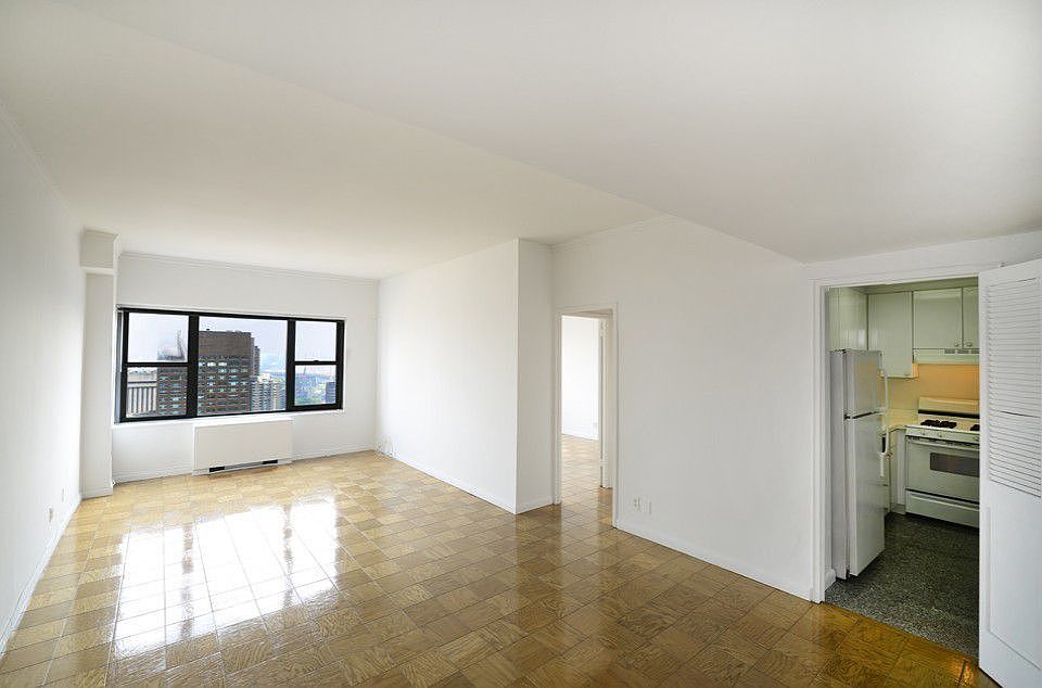 1st image of 205 E 63rd St APT 14