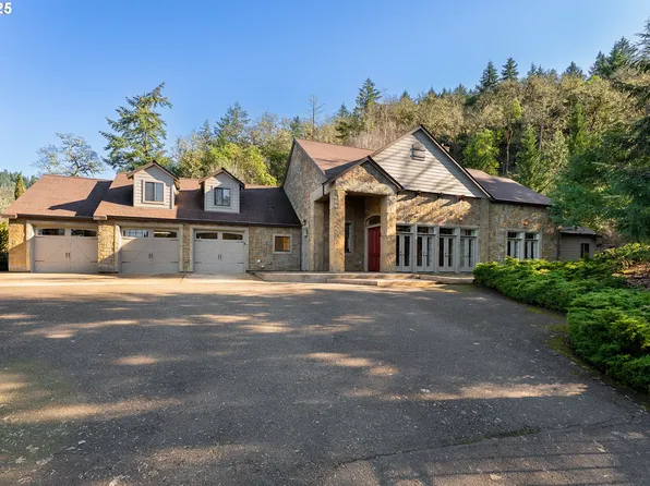 245 Winchester Creek Ave, Winchester, OR 97495