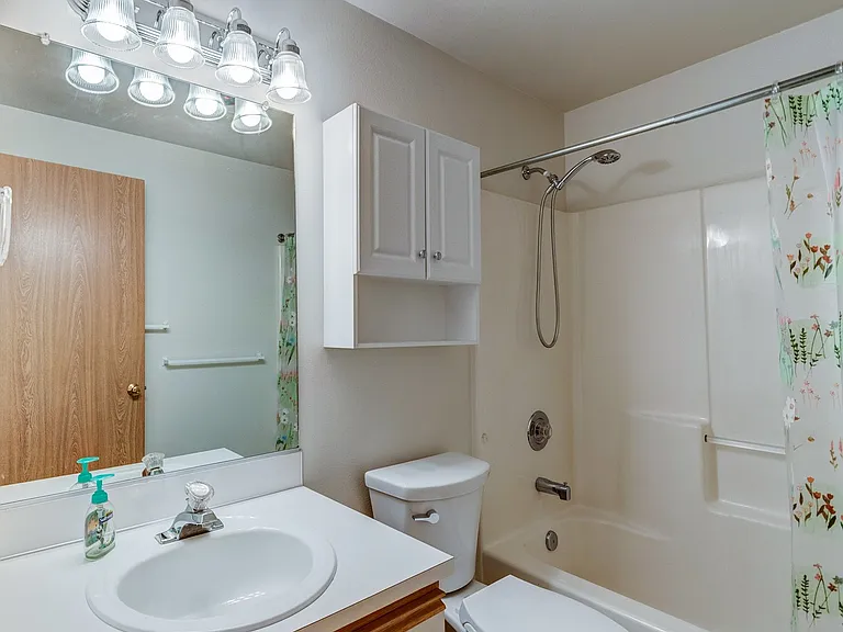 730 SE 8th Ave #D101 — Photo 14