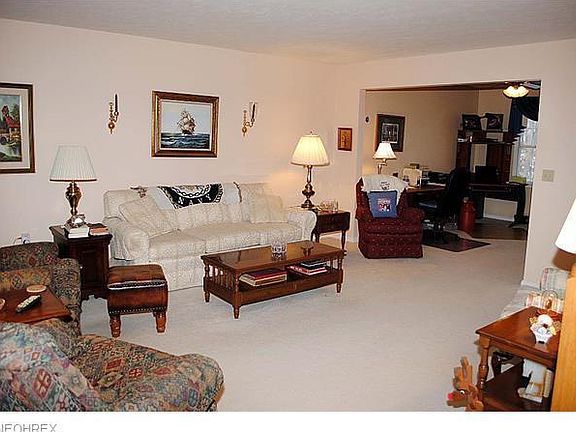 3rd image of 2808 Haggett Dr
