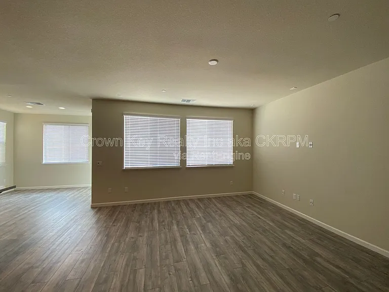 3620 Historic Ct — Photo 19