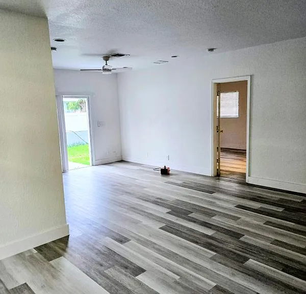 612 NW 6th Ave — Photo 7