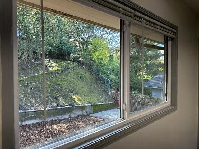 151 Manzanita Dr — Photo 10