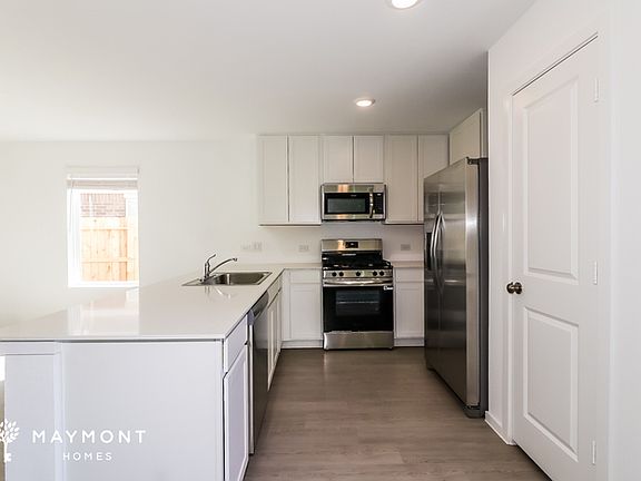 5th image of 3053 Fantasy Terrace Dr