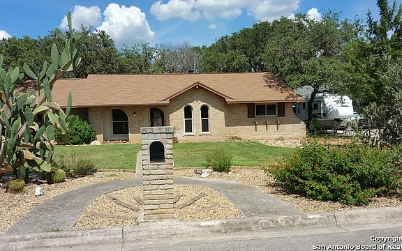 3rd image of 110 Canyon View St