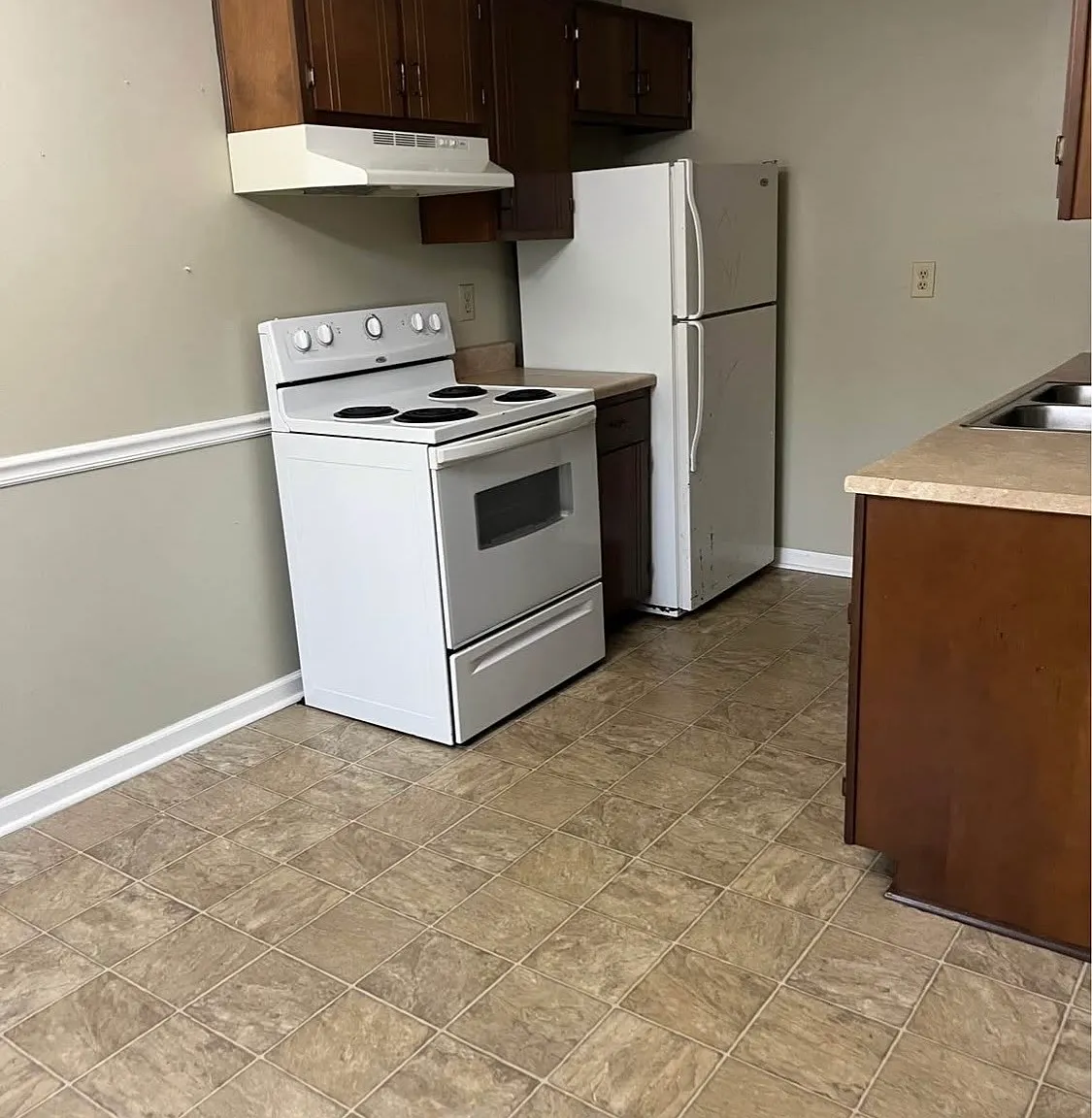 2 bed, 800 sqft, $895 — Photo 4