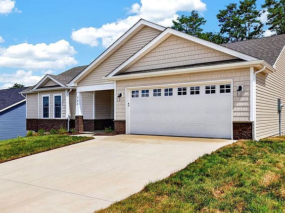 3rd image of 206 Langley Dr