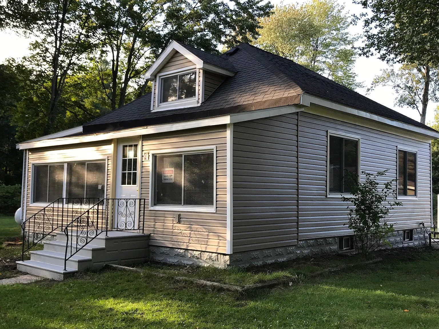 648 Judson Rd — Photo 2
