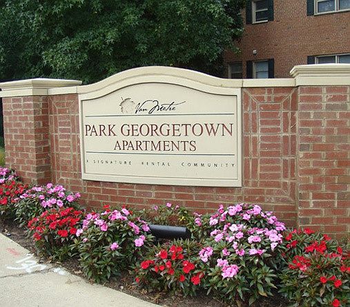 Community welcome sign