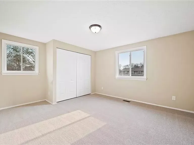 909 Fluvanna Rd — Photo 16