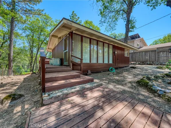 12390 Ridge Rd, Loch Lomond, CA 95461