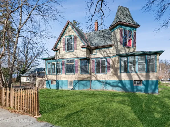 6202 N Neva Ave, Chicago, IL 60631