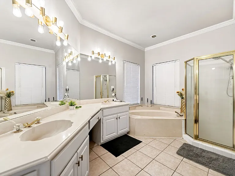 5108 Foxhaven Ct — Photo 13