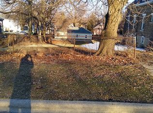 1310 Elizabeth St, Joliet, IL 60435