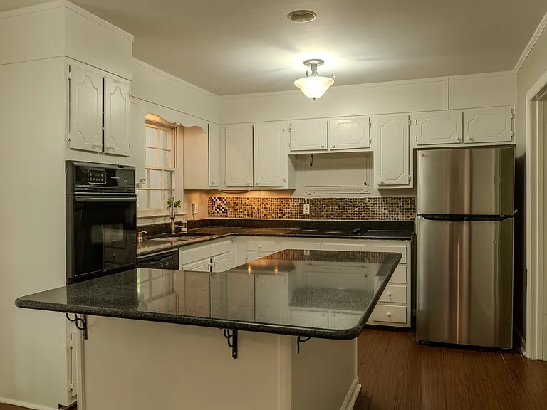 1616 Drayton Woods Dr — Photo 16