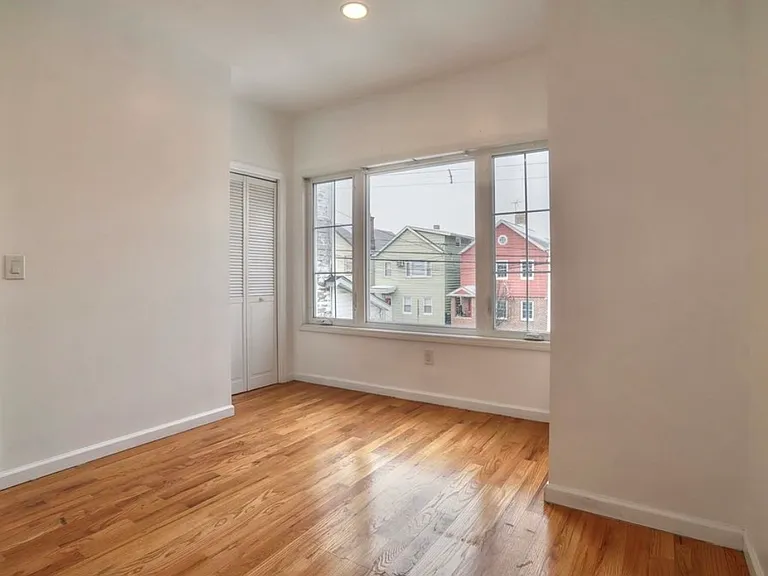 345 N 2nd St #2 — Photo 10