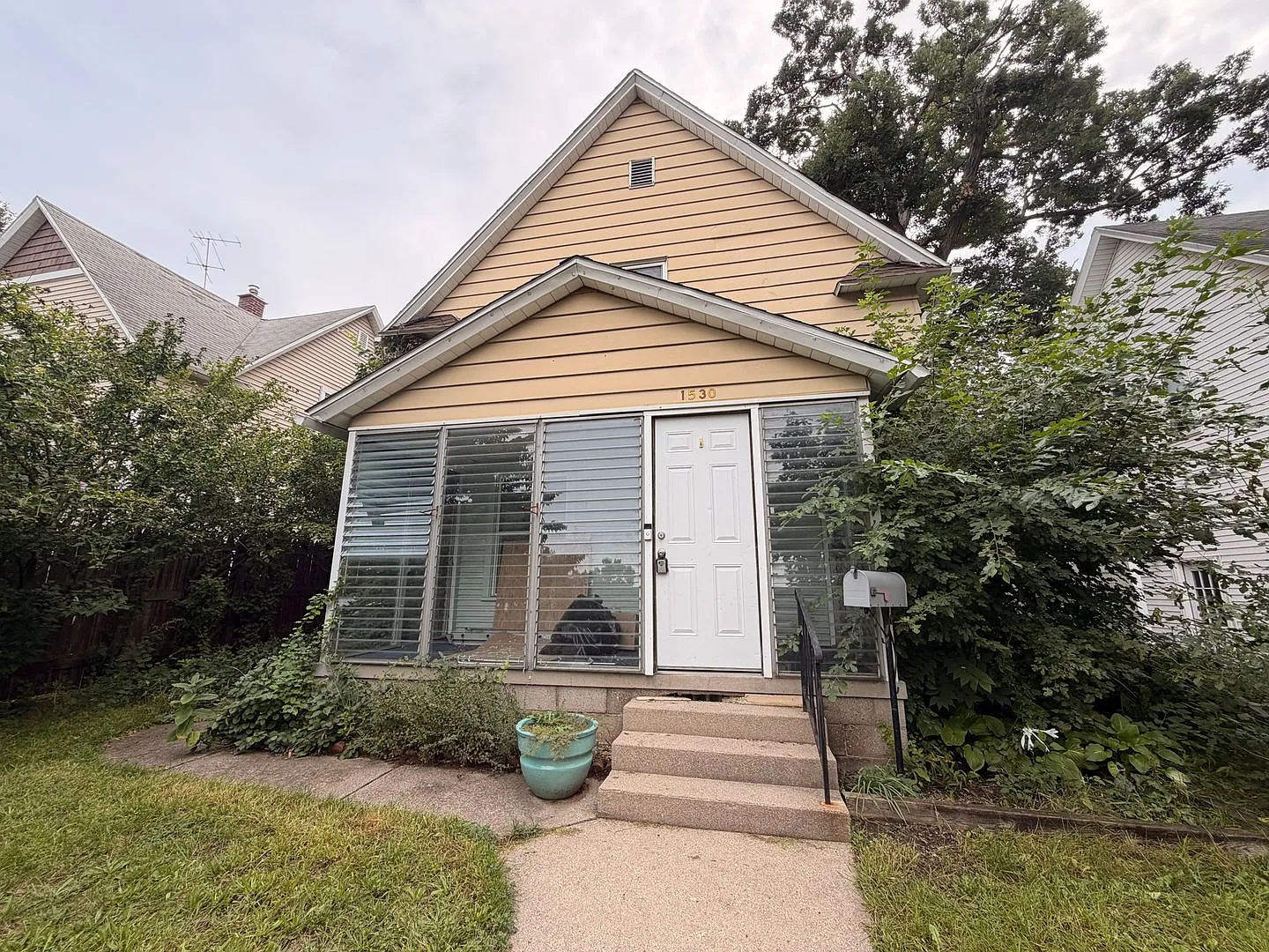 3 Bedroom home — Photo 2