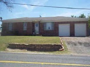 517 W Hackley St, Perrin, TX 76486