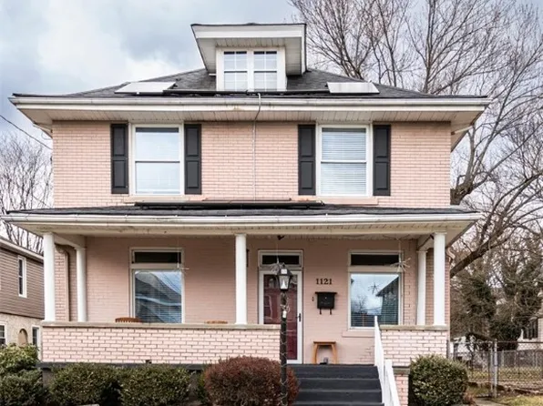1121 Race St, Connellsville, PA 15425
