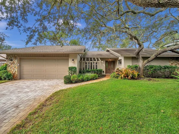 2550 SWEETGUM WAY W, CLEARWATER, FL 33761
