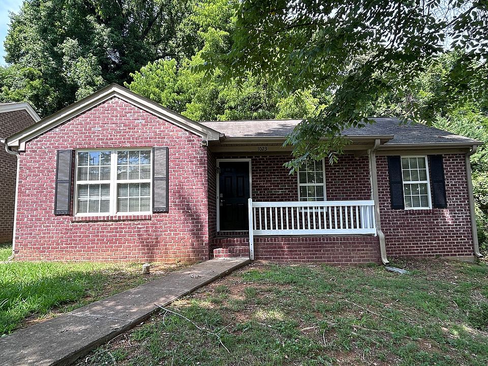 1st image of 1023 N Manor Dr