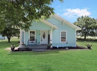 151 County Road 1102, Rio Vista, TX 76093