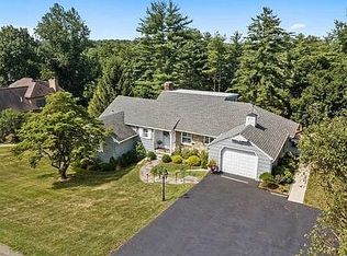 9 Sunset Ridge Rd, Carmel, NY 10512