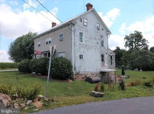 995 Five Points Rd, New Oxford, PA 17350