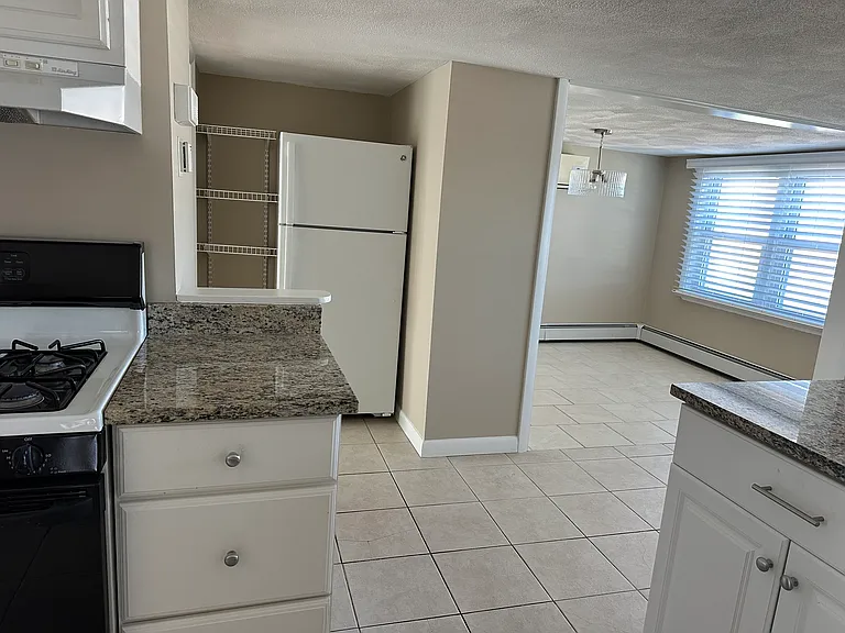 24 Tacoma St #2 — Photo 3