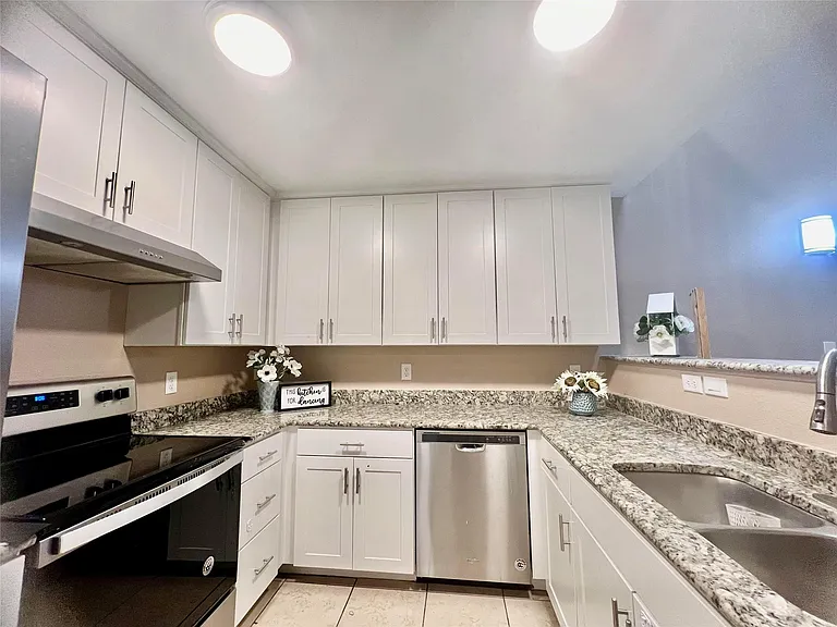 2611 Grants Lake Blvd #243 — Photo 4