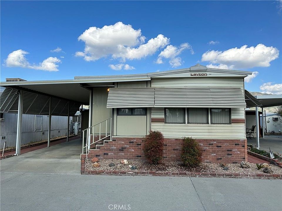 1st image of 961 Acorn Dr