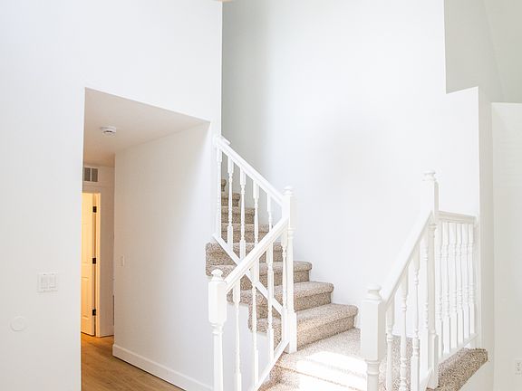 4th image of 8471 SW Bonaventure Ln