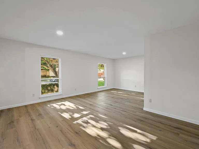 11919 Bushmills Rd — Photo 14