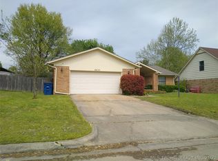 8835 E 63rd St, Tulsa, OK 74133