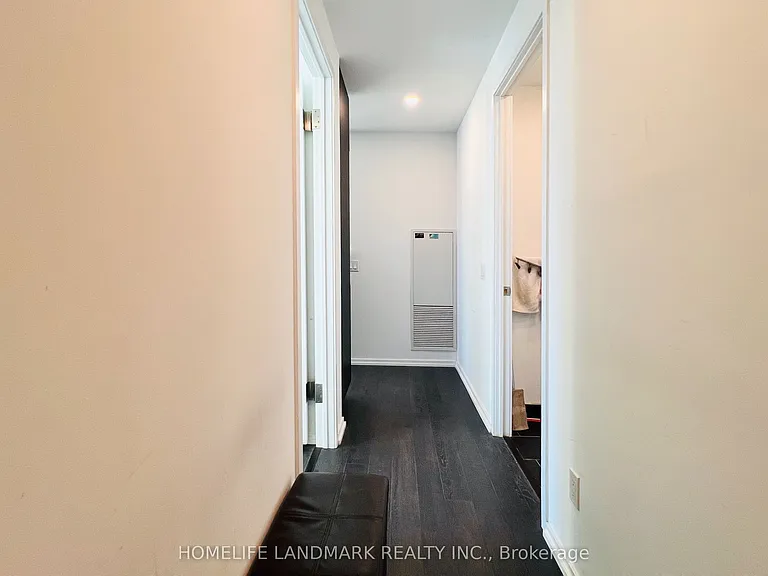 197 Yonge St #2202 — Photo 8