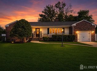 67 Morris Ave, Edison, NJ 08837