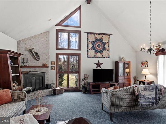 5th image of 21 Green Woods Ln #L-0001