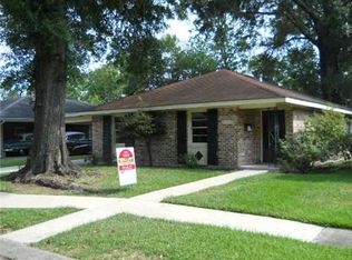 9532 Arbor Ln, River Ridge, LA 70123