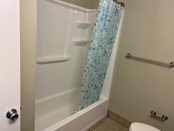 5th image of 1670 Union Ave #P