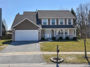 44 Forestview Ln, Aurora, IL 60502