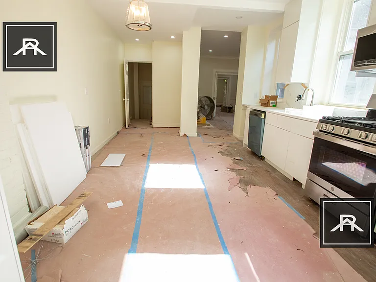 1728 Beacon St — Photo 12