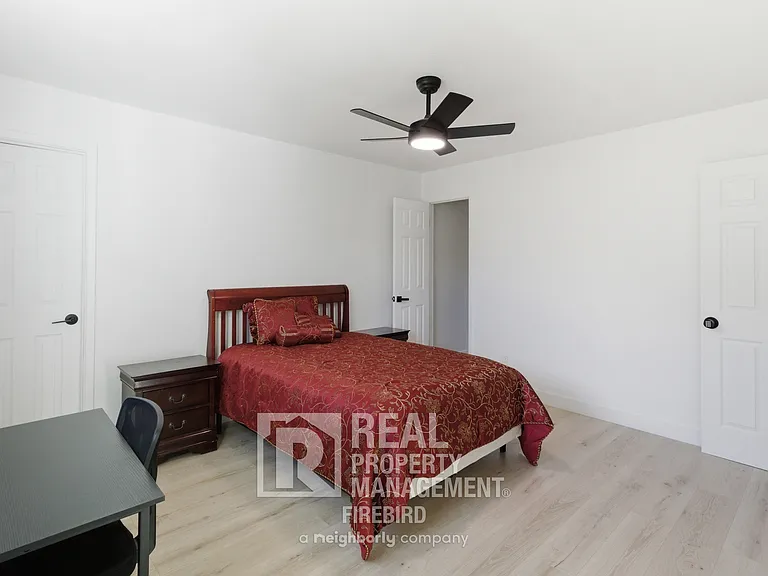 4112 S Grandview Ave — Photo 11