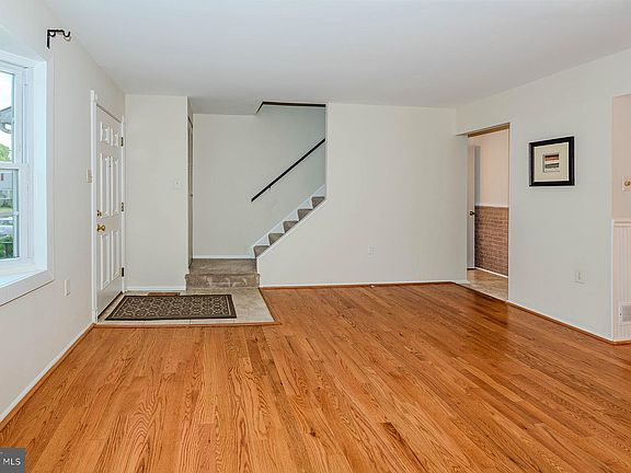 4th image of 216 Rebecca Ann Ct
