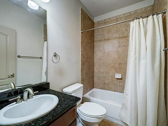 5th image of 5701 Kiam St Unit A