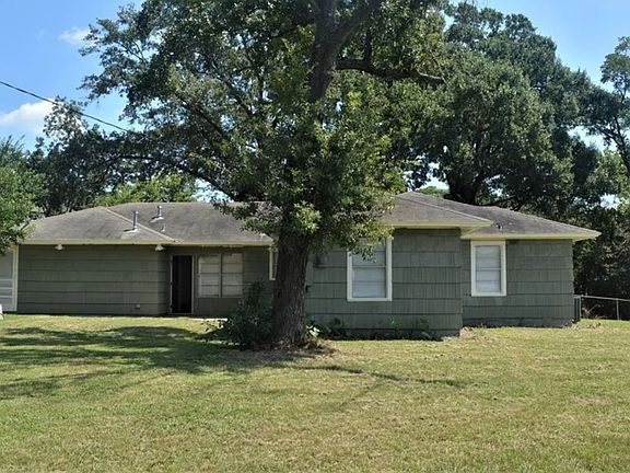 4th image of 803 Worthshire St