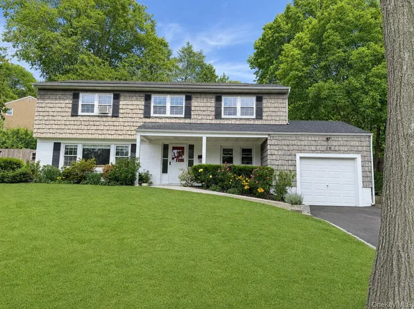28 Harriet Lane, Huntington, NY 11743