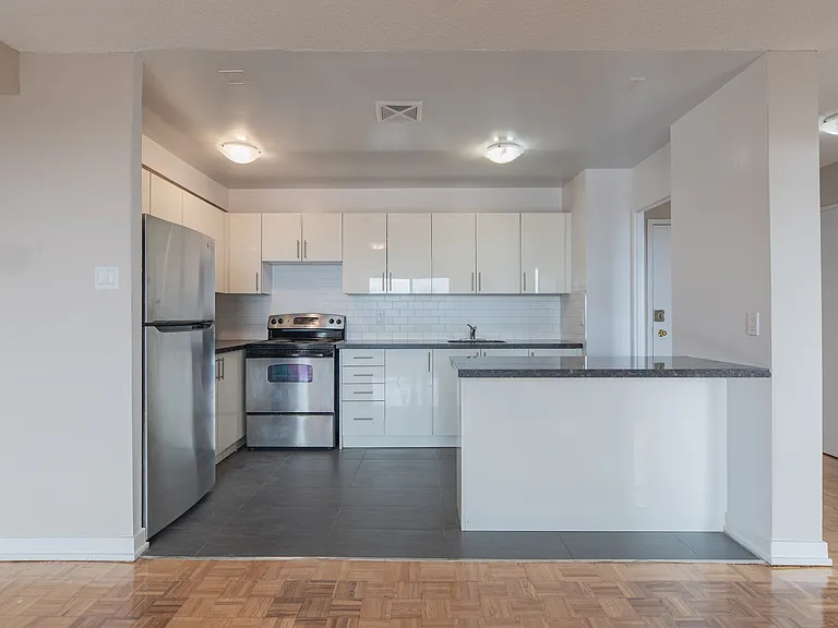 3000 Victoria Park Ave — Photo 5