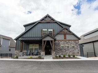 370 Lakefront Dr, Branson, MO 65616
